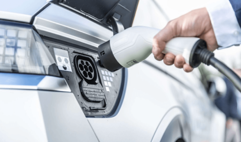 Why Businesses Installing EV Chargers Should Review Their Electricity Contract First